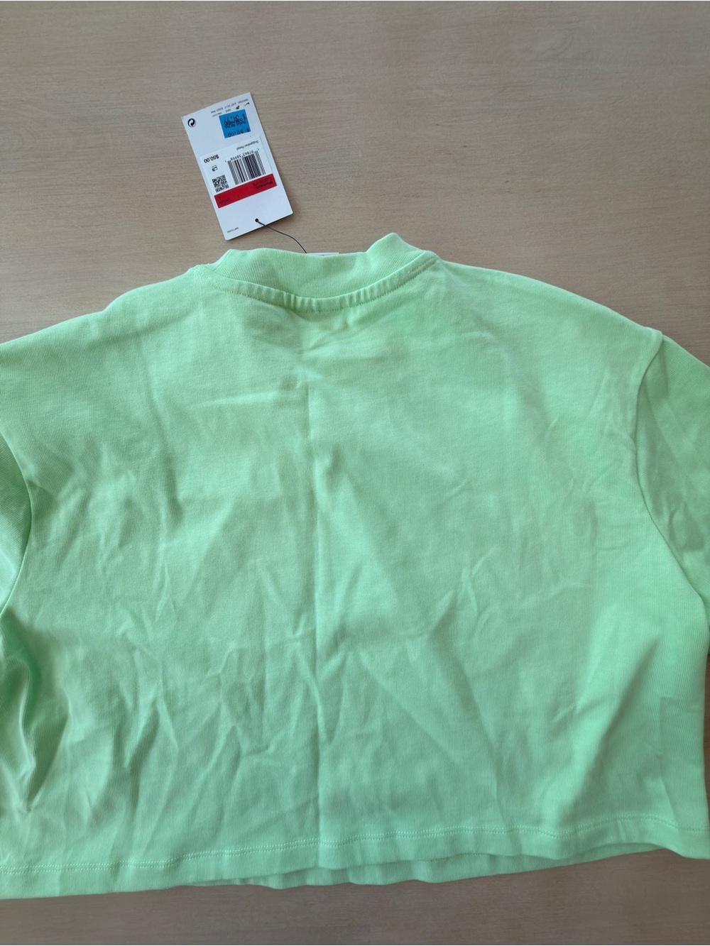 Nike Cropped Tee in Neon Lime - Large - Picture 8 of 9